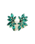 elegant earrings with green crystals, ideal for a refined and fresh look