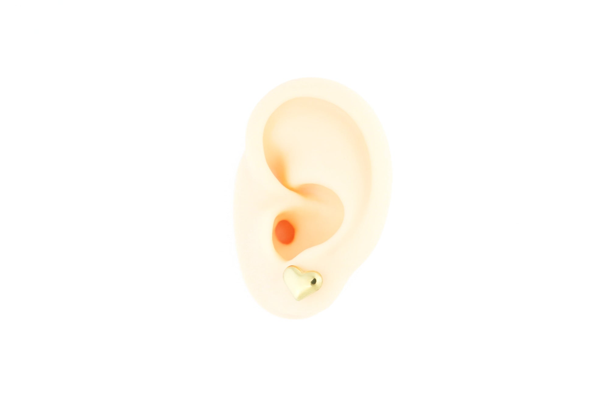 golden heart earrings with a subtle shine, ideal for an elegant and classic look at design on earth