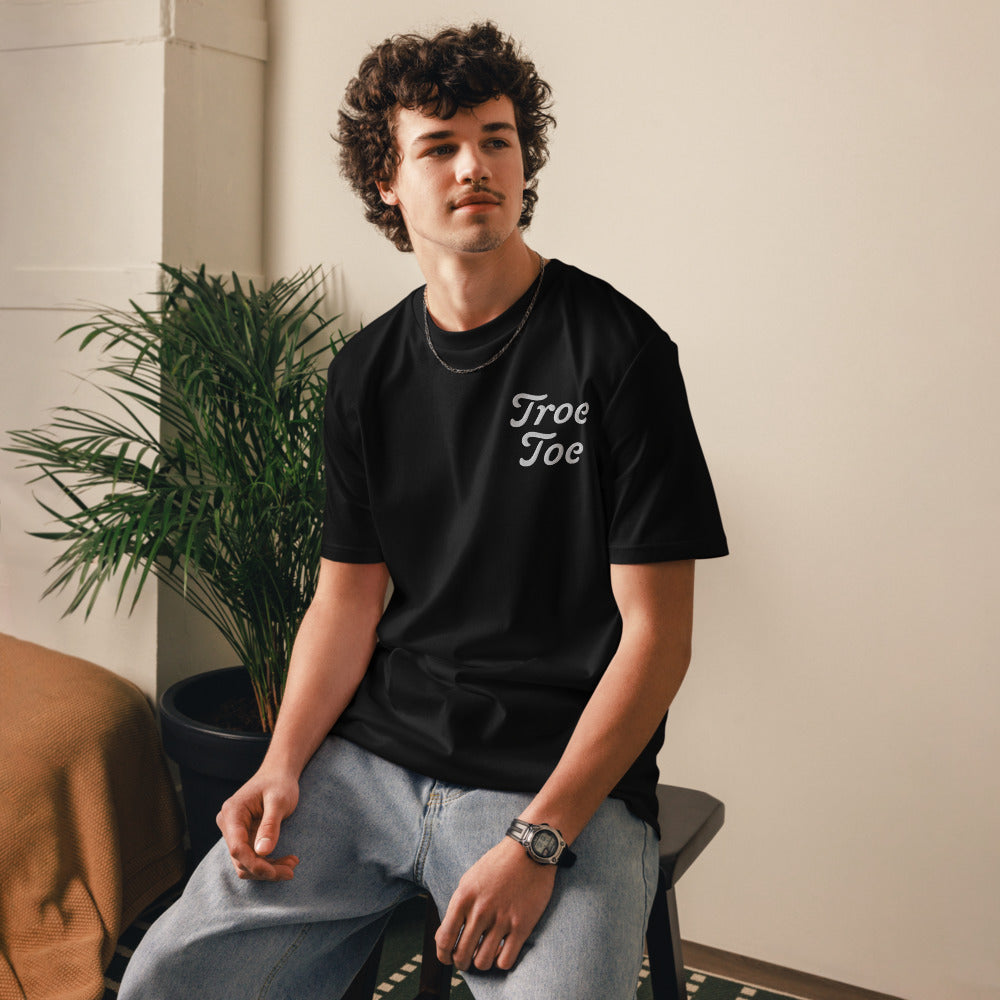 man with shirt black color